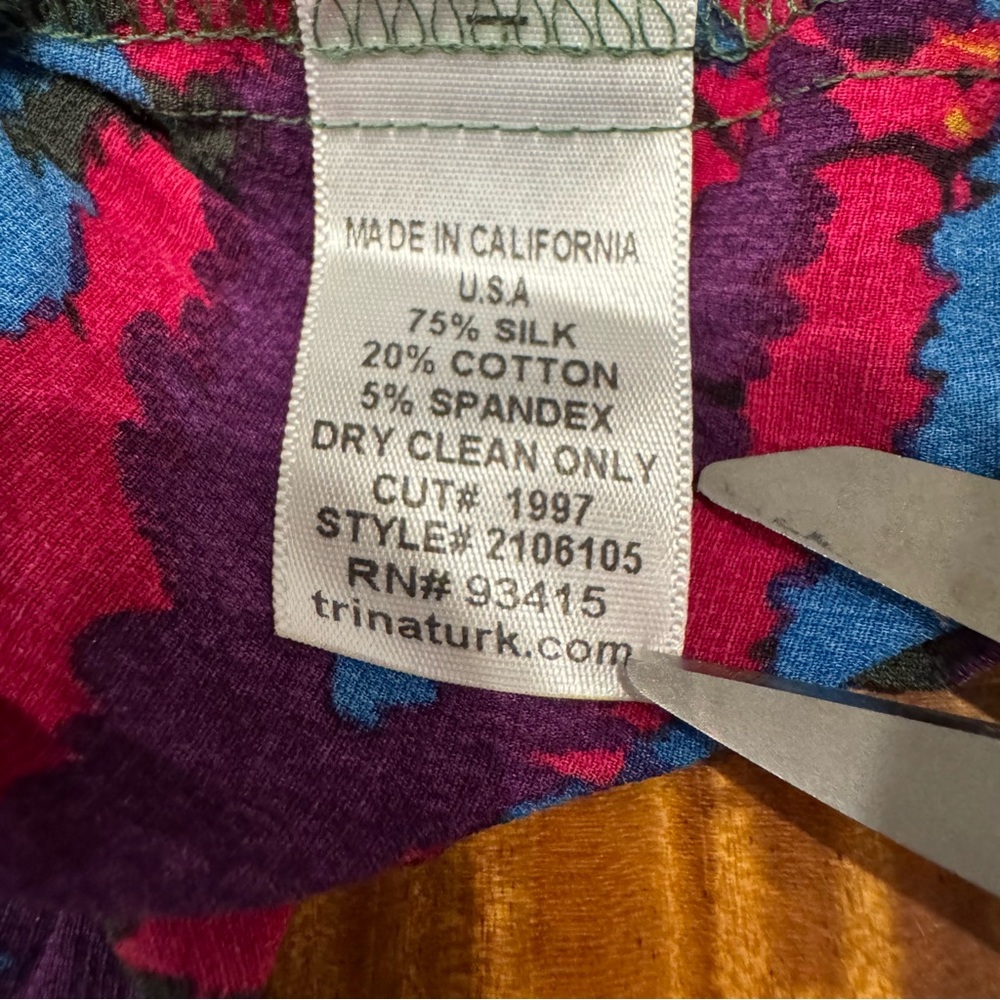 Trina Turk Nomadic Peacock Ingrid Top in Multi Silk Blend Size Small Popover - Picture 6 of 12